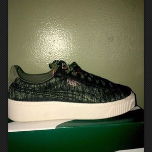 Puma platform size 9